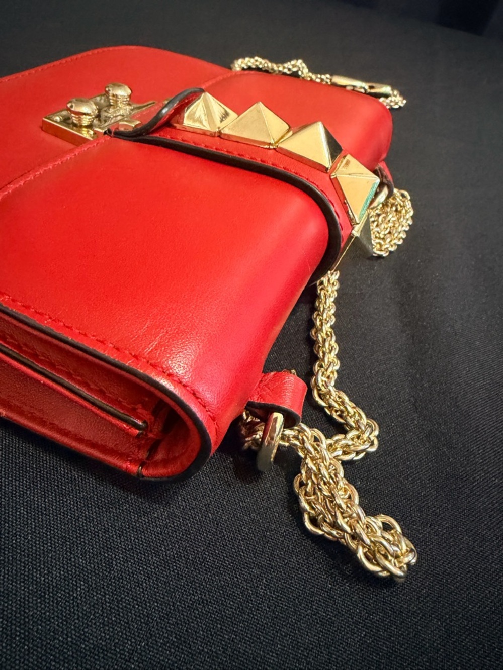 Valentino Garavani Red Leather Rockstud Chain Shoulder Bag Like New Authentic - Picture 9 of 14